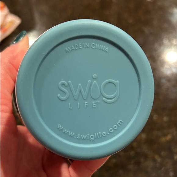 NWOT Swig 30oz Mega Mug Tumbler in Pumpkin Patch - Picture 2 of 3